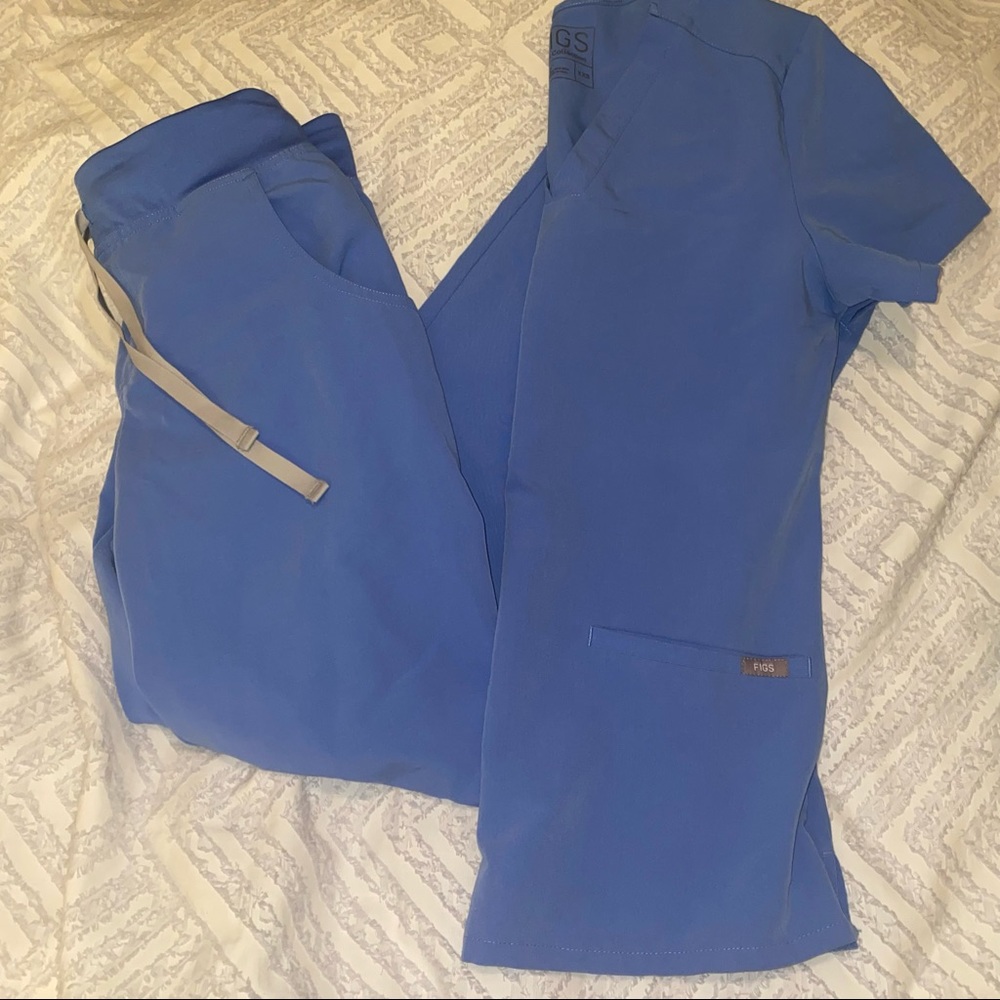 FIGS ceil blue set